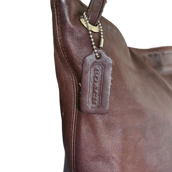 COACH | Coach Westport Leather Tote | Coach 4242 | 90s Vintage | Bucket Bag - Picture 10 of 16